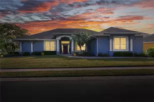 5810 Lake Victoria Dr, Lakeland, FL 33813 - Photo 1