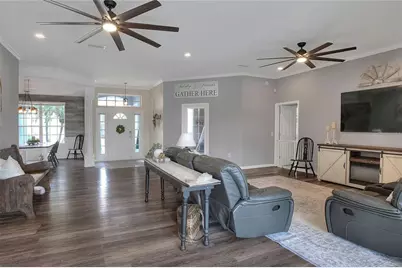 5810 Lake Victoria Drive, Lakeland, FL 33813 - Photo 6