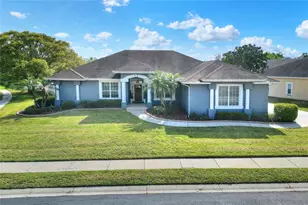 5810 Lake Victoria Dr, Lakeland, FL 33813 - Photo 1