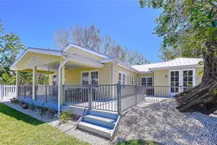 763 Siesta Dr, Sarasota, FL 34242 - Photo 10