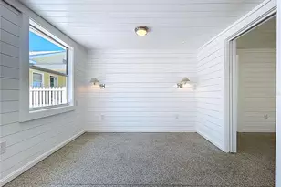 763 Siesta Dr, Sarasota, FL 34242 - Photo 84