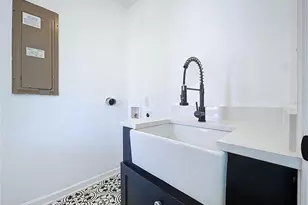 763 Siesta Dr, Sarasota, FL 34242 - Photo 74