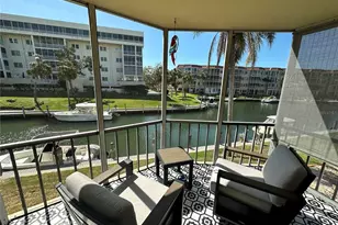 1300 N Portofino Dr, Sarasota, FL 34242 - Photo 14