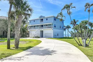 2424 Bay Dr, Bradenton, FL 34207 - Photo 1