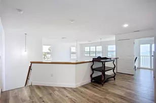 2424 Bay Dr, Bradenton, FL 34207 - Photo 24