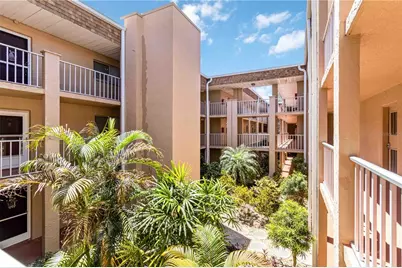 1540 Glen Oaks Drive E #B225, Sarasota, FL 34232 - Photo 8