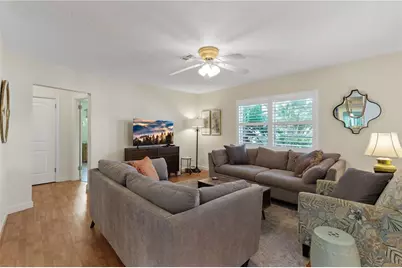 7860 Holiday Drive, Sarasota, FL 34231 - Photo 18