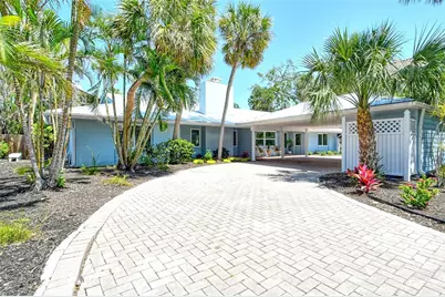 4852 Featherbed Lane, Sarasota, FL 34242 - Photo 2