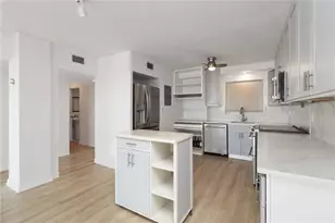 33 S Gulfstream Ave, Sarasota, FL 34236 - Photo 8