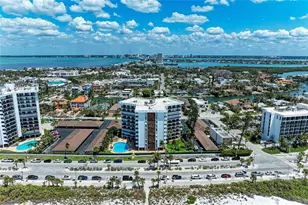 101 Benjamin Franklin Dr, Sarasota, FL 34236 - Photo 2