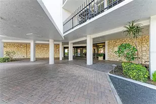 101 Benjamin Franklin Dr, Sarasota, FL 34236 - Photo 34