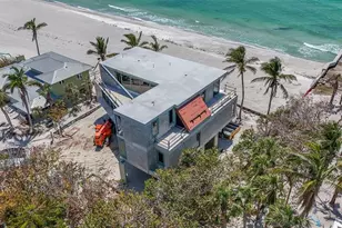 6603 Gulfside Rd, Longboat Key, FL 34228 - Photo 10