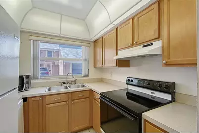 6240 7th Avenue W #6240, Bradenton, FL 34209 - Photo 10