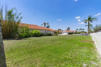4344 Marcott Circle, Sarasota, FL 34233 - Photo 26