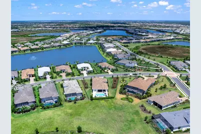 17114 Verona Place, Lakewood Ranch, FL 34202 - Photo 68