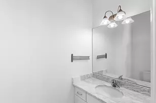 17114 Verona Pl, Lakewood Ranch, FL 34202 - Photo 44