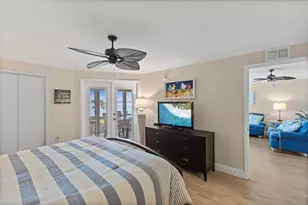 6400 Flotilla Dr, Holmes Beach, FL 34217 - Photo 20