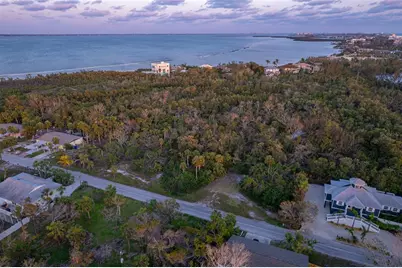 560 Gulf Bay Road, Longboat Key, FL 34228 - Photo 18