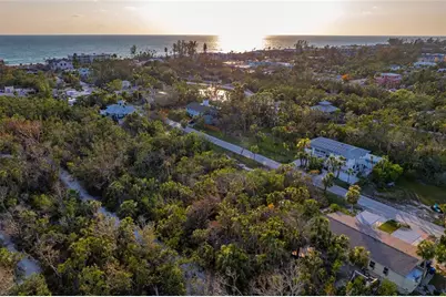 560 Gulf Bay Road, Longboat Key, FL 34228 - Photo 20