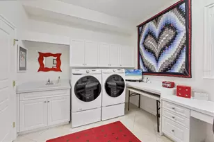 7011 Portmarnock Pl, Lakewood Ranch, FL 34202 - Photo 46