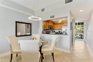 3248 Mangrove Point Dr, Ruskin, FL 33570 - Photo 10