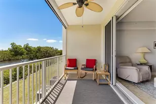 3248 Mangrove Point Dr, Ruskin, FL 33570 - Photo 14