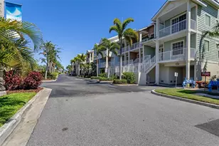 3248 Mangrove Point Dr, Ruskin, FL 33570 - Photo 4