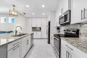 388 Aruba Cir, Bradenton, FL 34209 - Photo 8