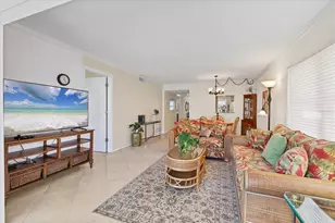 210 Santa Maria St, Venice, FL 34285 - Photo 12