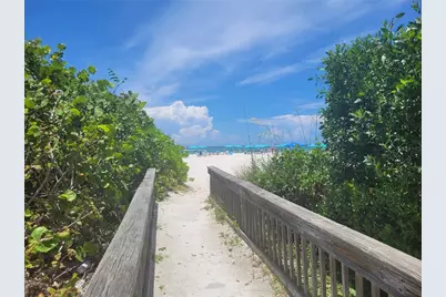 845 Benjamin Franklin Drive #101, Sarasota, FL 34236 - Photo 42