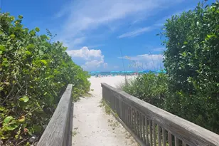 845 Benjamin Franklin Dr, Sarasota, FL 34236 - Photo 42