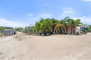 5024 37th St E, Bradenton, FL 34203 - Photo 44