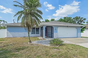 108 Stanford Rd, Venice, FL 34293 - Photo 2