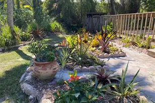 1350 40th St, Sarasota, FL 34234 - Photo 32