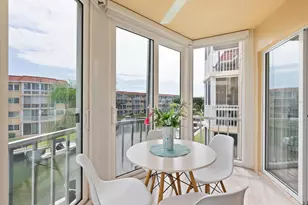 1250 N Portofino Dr, Sarasota, FL 34242 - Photo 10