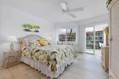 1250 N Portofino Drive #304, Sarasota, FL 34242 - Photo 18