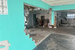 1190 Shoreview Dr, Englewood, FL 34223 - Photo 12