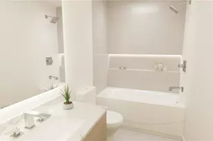 4950 Remington Dr, Sarasota, FL 34234 - Photo 10