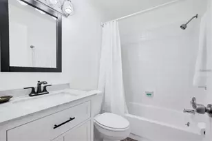 1624 Stickney Point Rd, Sarasota, FL 34231 - Photo 10