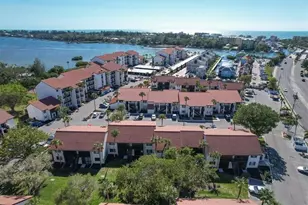 1624 Stickney Point Rd, Sarasota, FL 34231 - Photo 18