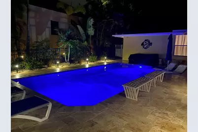 301 Avenida Madera #B, Sarasota, FL 34242 - Photo 16