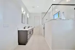 5939 Redbay Blvd, Bradenton, FL 34210 - Photo 36