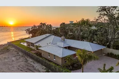 3931 Bay Shore Road, Sarasota, FL 34234 - Photo 6