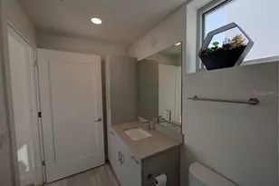 1703 N Tamiami Trl, Sarasota, FL 34234 - Photo 20
