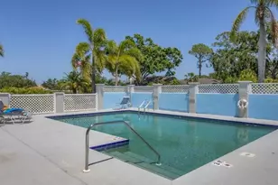 7724 Palm Aire Ln, Sarasota, FL 34243 - Photo 38