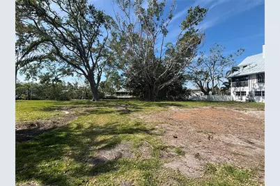 4417 Dolphin Lane, Palmetto, FL 34221 - Photo 4