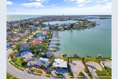 15305 Harbor Drive, Madeira Beach, FL 33708 - Photo 16