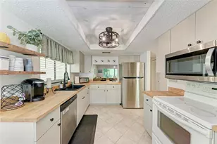 3803 Sun Eagle Ln, Bradenton, FL 34210 - Photo 10