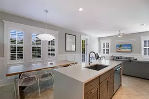 113 Maple Ave, Anna Maria, FL 34216 - Photo 10