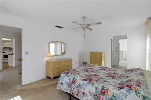 2271 Pine View Cir, Sarasota, FL 34231 - Photo 26